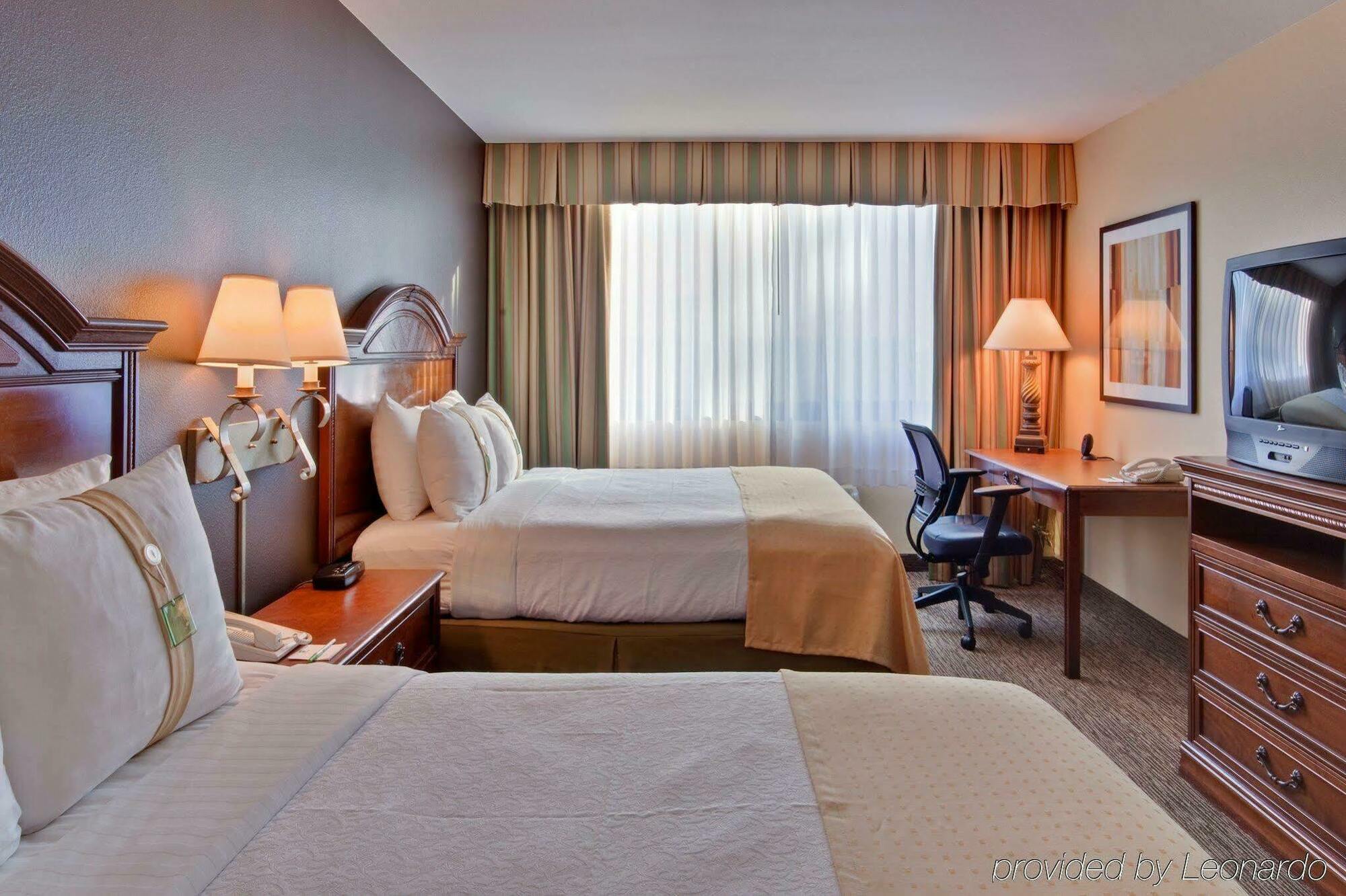 Holiday Inn Hotel & Suites Anaheim By Ihg Екстер'єр фото